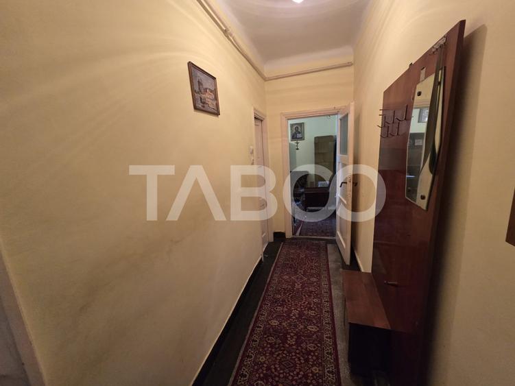 Apartament cu 2 camere semidecomandat, mobilat în Făgăraș