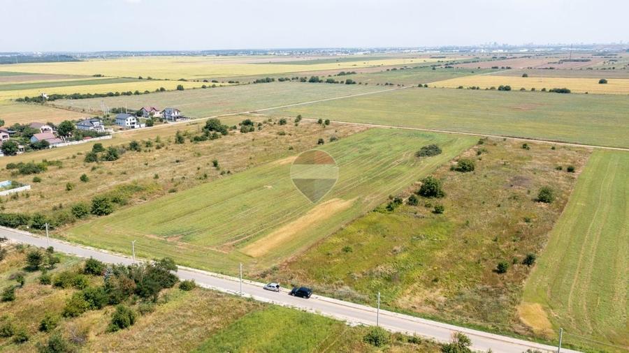 Teren Construcții intravilan de 2500 mp, în Zurbaua