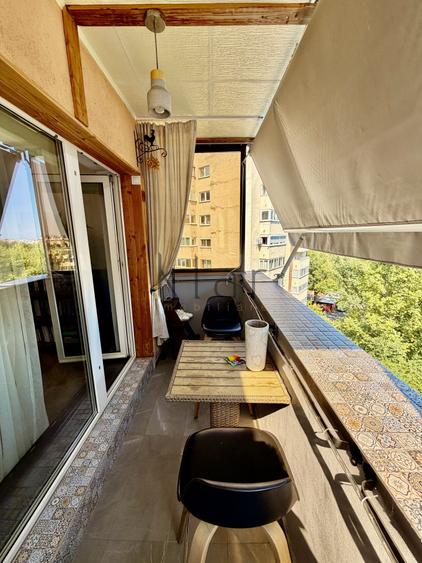 Apartament cu 3 camere decomandat, mobilat în Zorilor