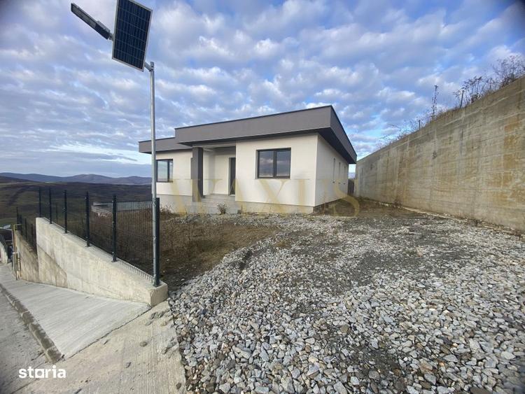 Casă cu 4 camere cu Teren 650 Mp în Central