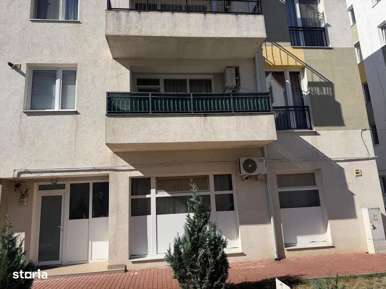 Apartament cu 2 camere în Micro 16