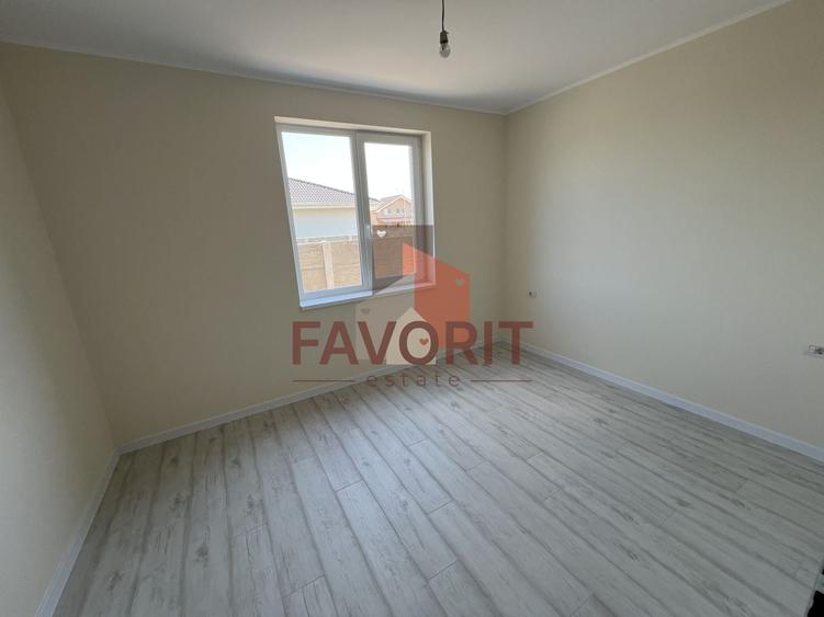Duplex cu 3 camere cu Canalizare în Bucovăț (Remetea Mare)