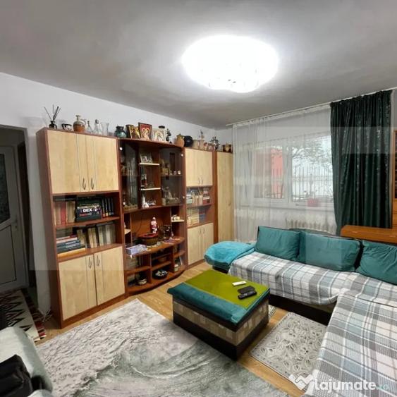 Apartament cu 2 camere semidecomandat în Central