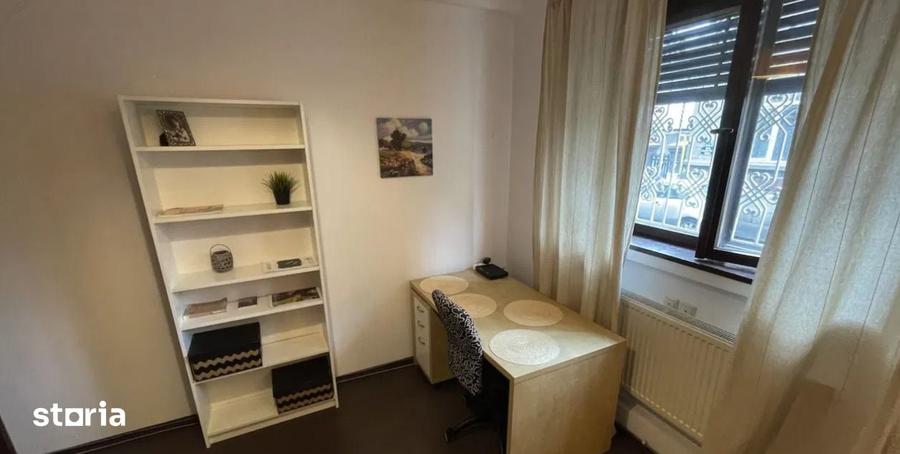 Garsonieră decomandată, mobilată în Eminescu