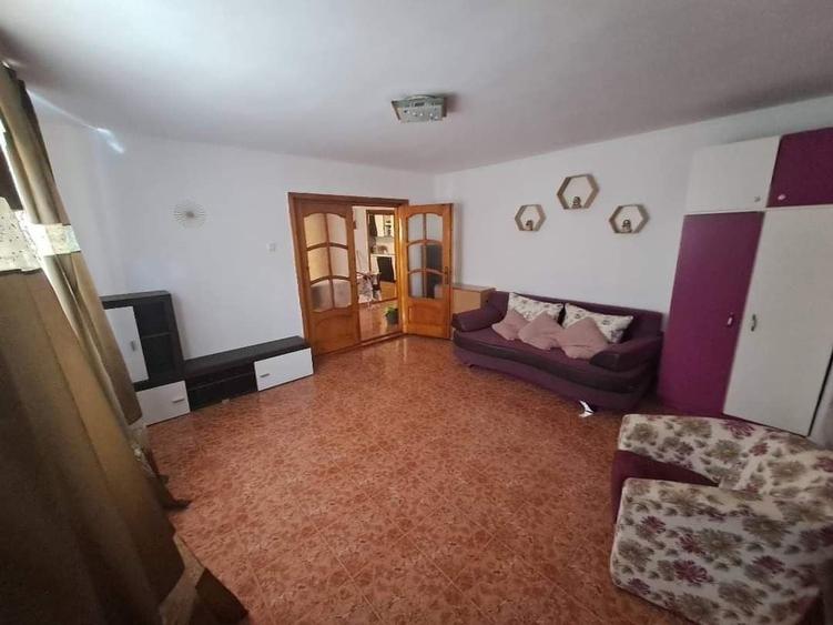 Casă cu 2 camere cu Teren 512 Mp în Radu Negru
