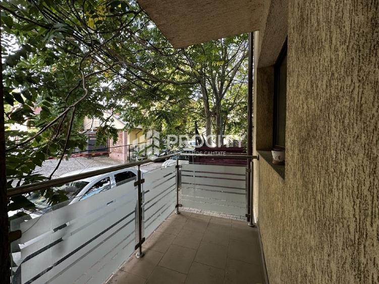 Apartament cu 2 camere semidecomandat, mobilat în Tudor Vladimirescu