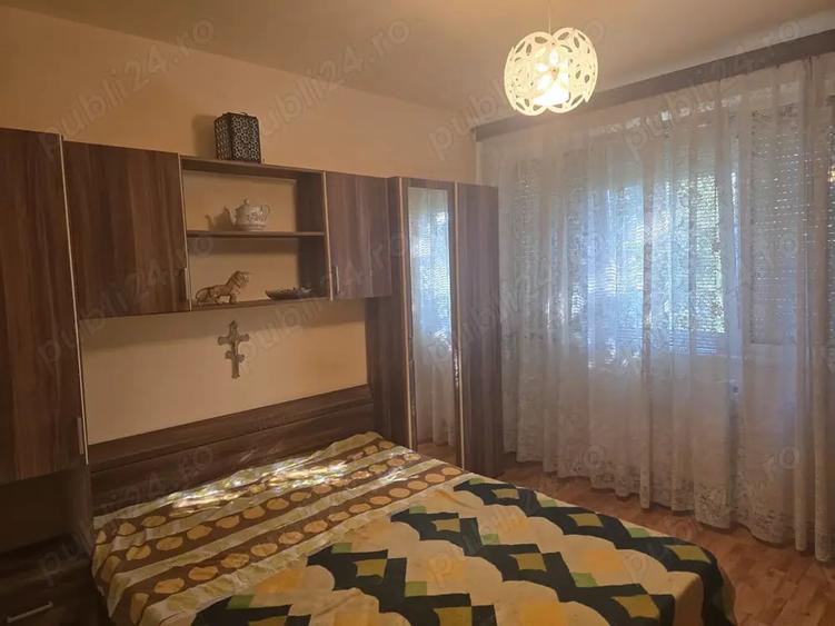 Apartament cu 2 camere semidecomandat în Independenței