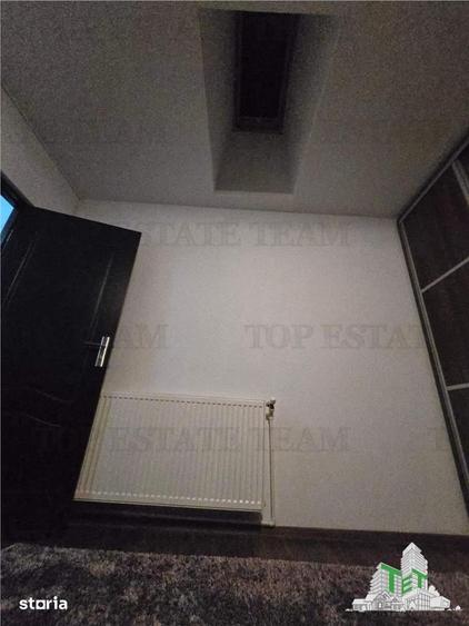 Apartament cu 4 camere decomandat, mobilat în Independenței