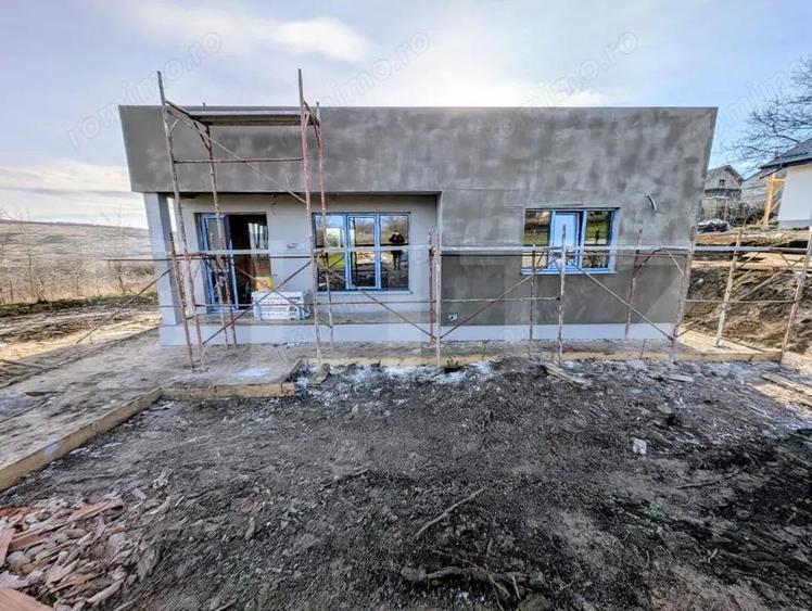 Casă cu 2 camere cu Teren 450 Mp în Dorobanți