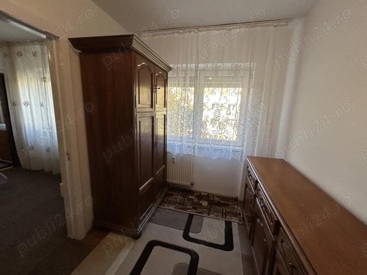 Apartament cu 2 camere semidecomandat în Grădiște