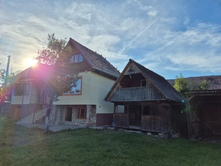 Casă individuală cu 4 camere cu Teren 1000 Mp în Livada (Petreștii de Jos)
