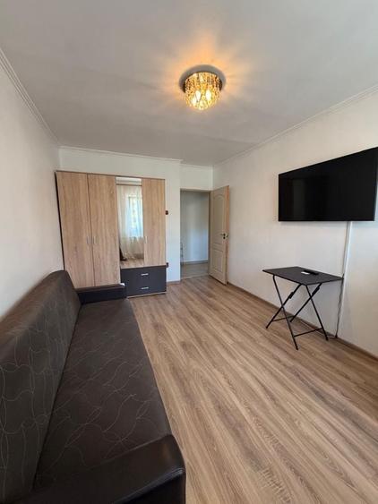 Garsoniera de inchiriat Str. Podului complet mobilata si utilata - 3