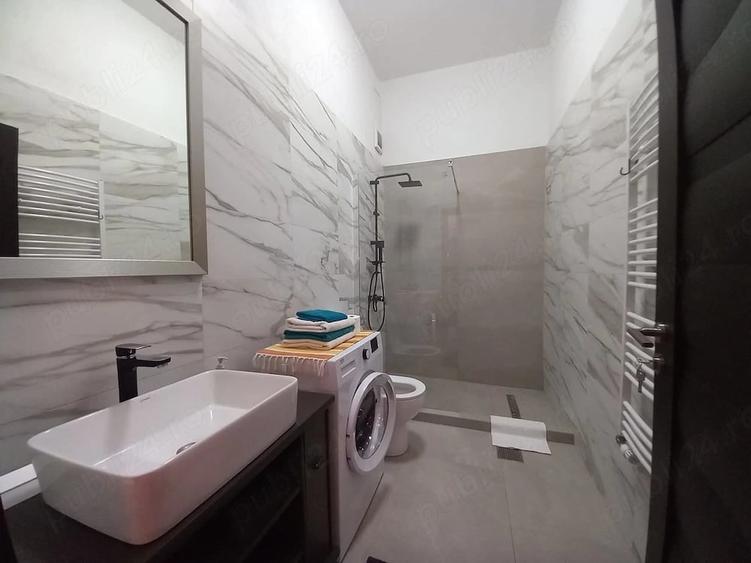 Apartament cu 2 camere decomandat în Ultracentral
