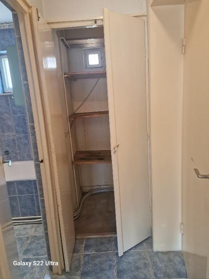 Apartament 4 camere, semidecomandat, nemobilat - 14