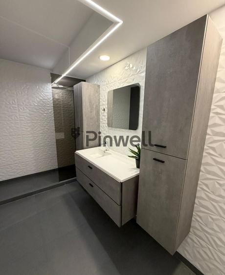Apartament cu 3 camere, mobilat în Central