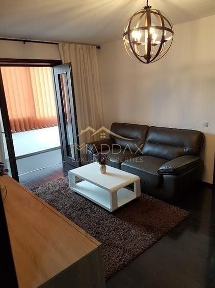 Apartament cu 2 camere semidecomandat, mobilat în Dorobanți