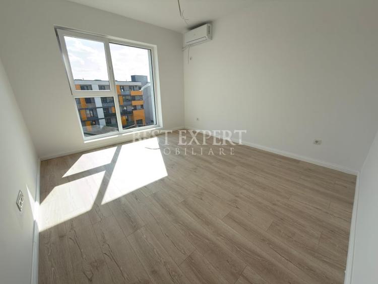 Apartament cu 3 camere semidecomandat în Theodor Pallady