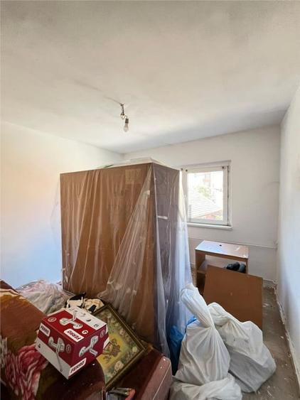 Sagului - 2 Camere - Etaj 1 - Decomandat - Partial renovat - - 3