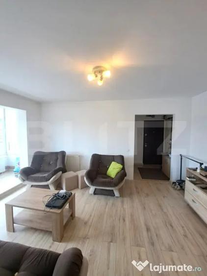Apartament cu 2 camere semidecomandat în Județean