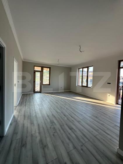 Casă cu 4 camere cu Teren 500 Mp în Central