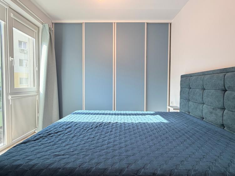 Apartament cu 2 camere decomandat în Girocului