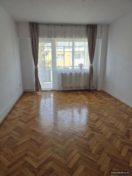 Apartament cu 2 camere decomandat în Lenin