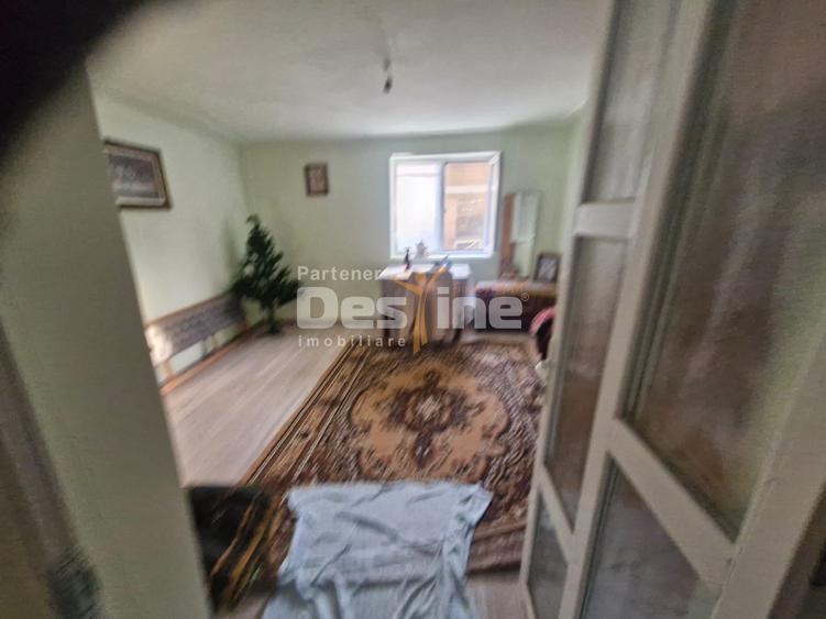 Duplex cu 6 camere cu Canalizare în Cugir