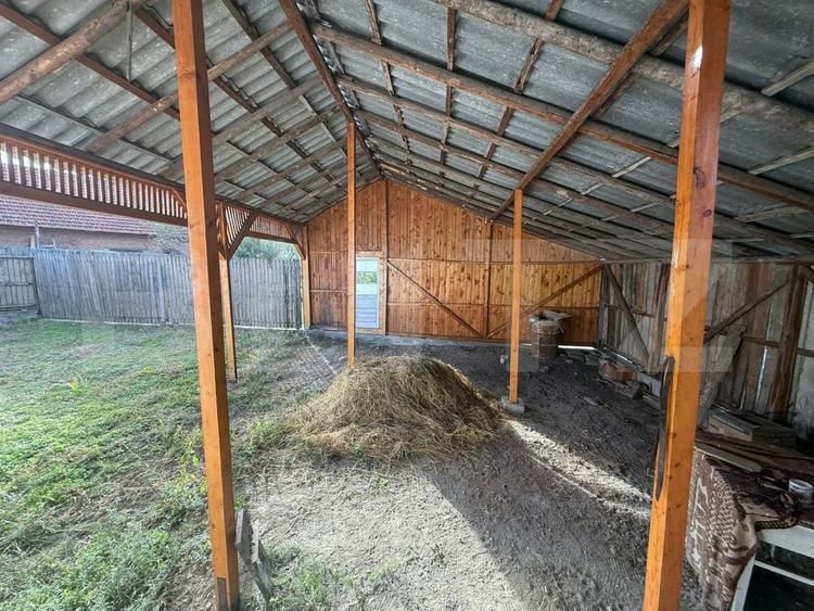 Casă individuală cu 4 camere cu Teren 1315 Mp în Malu cu Flori