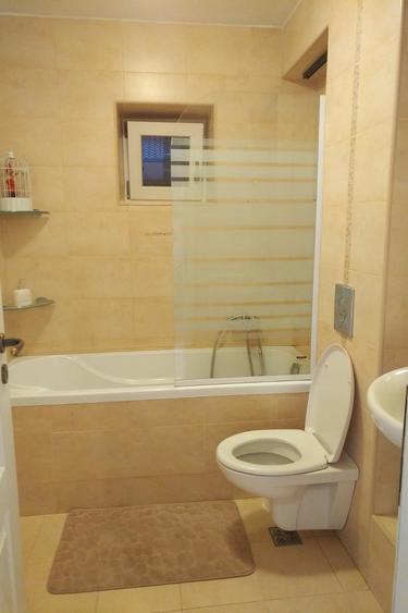 Apartament cu 2 camere decomandat în Ultracentral