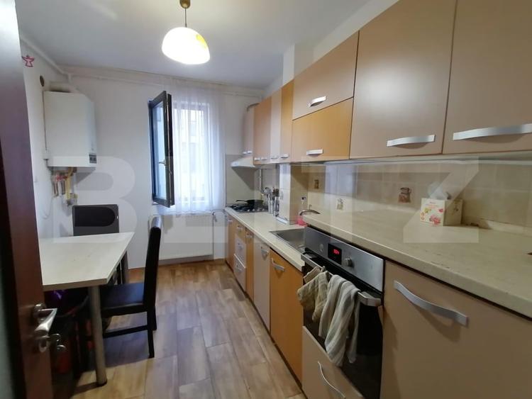 Apartament cu 2 camere decomandat, mobilat în Între Lacuri