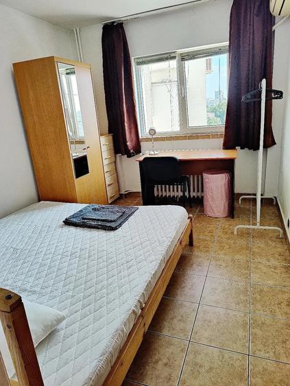 Apartament cu 4 camere în Polonă