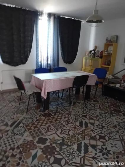 Casă în Central