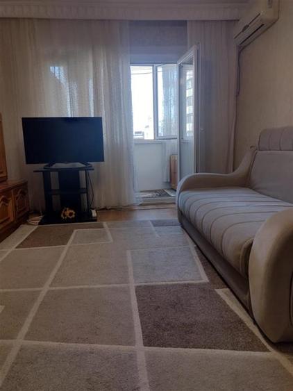 Apartament cu 2 camere decomandat, mobilat în Podu Roș