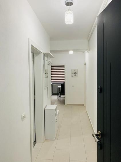 Garsonieră decomandată în Central