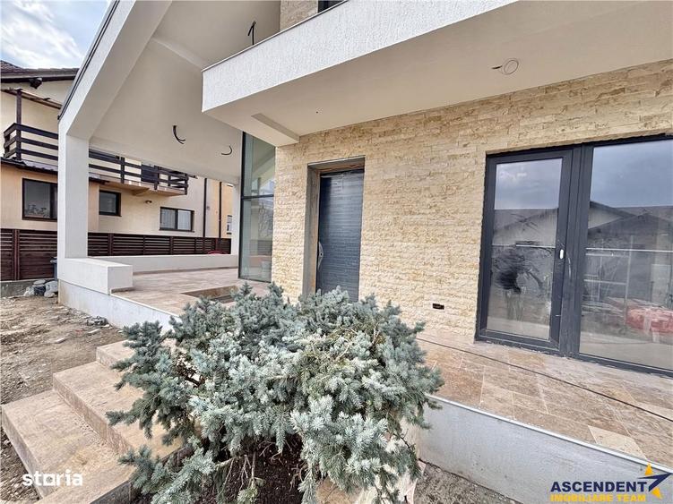 Casă cu 5 camere cu Canalizare în Sânpetru