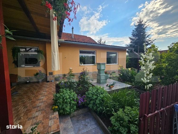 Casă cu 4 camere în Semlac
