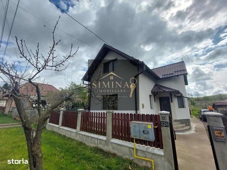 Casă cu 4 camere în Vânători