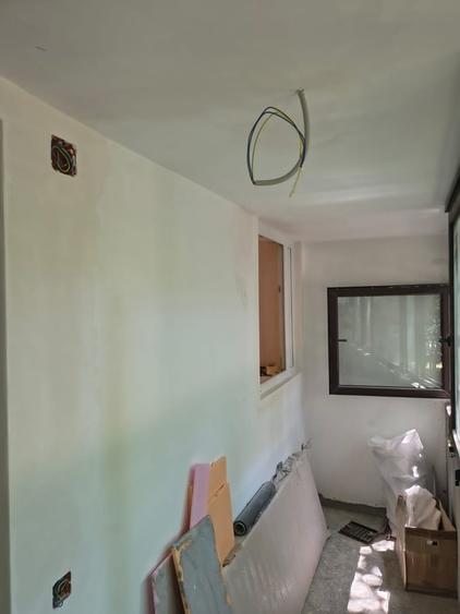 Apartament cu 2 camere semidecomandat în Brâncoveanu