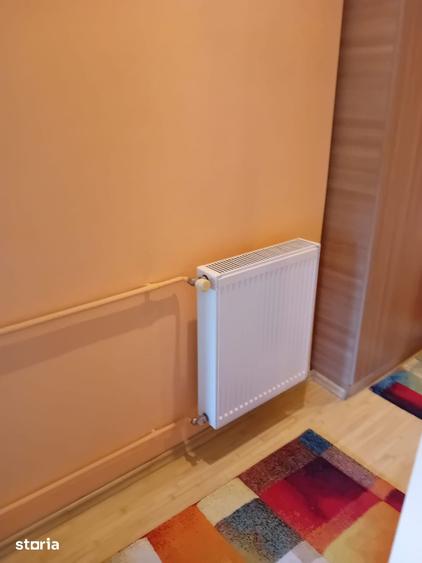 Apartament cu 3 camere decomandat în Obor