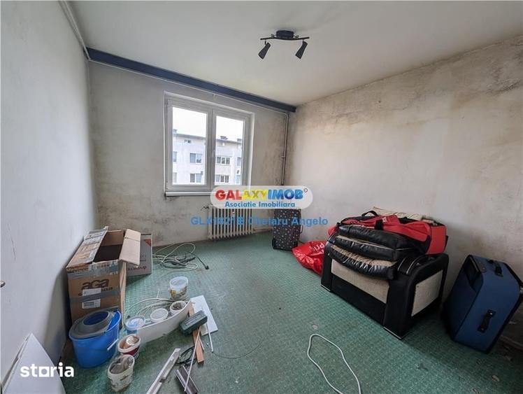 Apartament cu 4 camere în Berceni