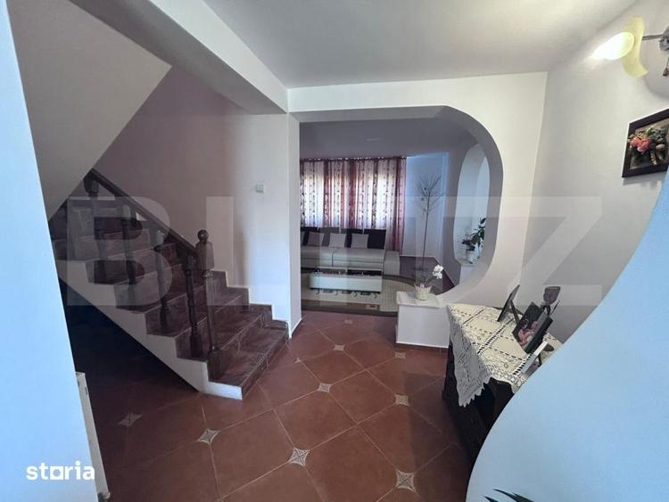 Casă cu 5 camere cu Teren 1000 Mp în Primăverii