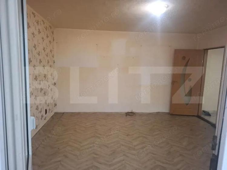 Apartament generos de vanzare - 11