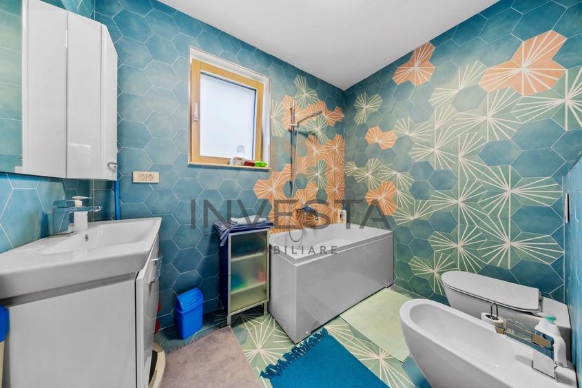 Casă individuală cu 5 camere cu Canalizare în Făget