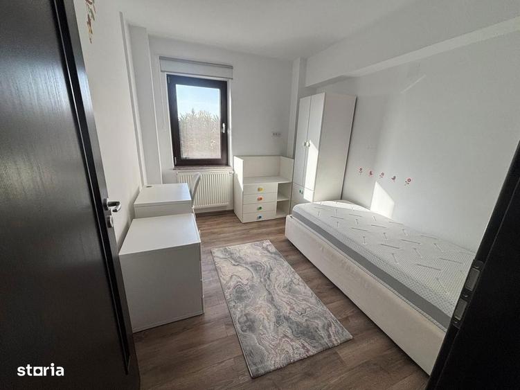 Apartament cu 3 camere decomandat, mobilat în Moara de Vânt