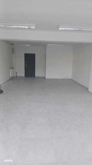 Spațiu comercial, de 61 mp, în Central