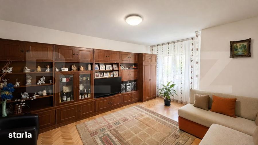 Apartament cu 4 camere decomandat în 1 Mai