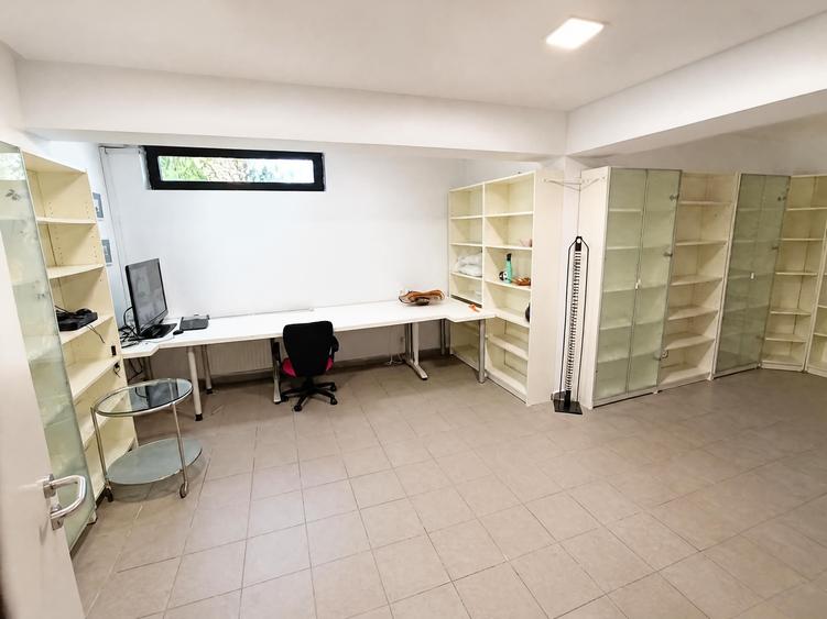 Casă cu 6 camere cu Canalizare în Militari