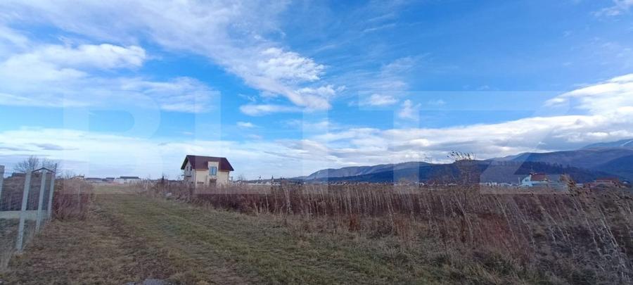 Teren Construcții intravilan de 1200 mp, în Zărnești