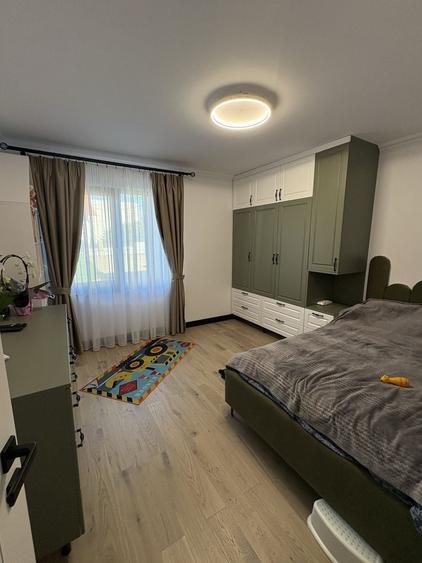 Casă cu 4 camere în Central