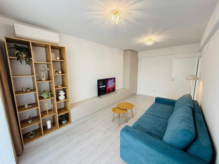Apartament cu 2 camere decomandat în Calea București